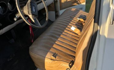 Gmc-c2500-1984-white-7