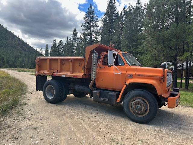 Gmc-c6500-diesel-1982-orange-2
