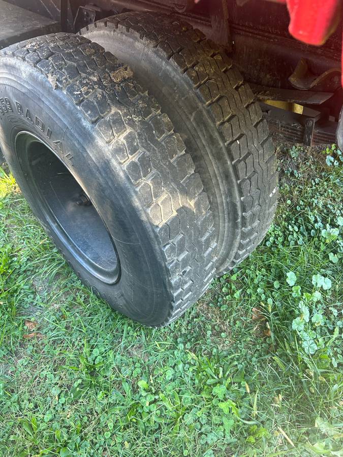 Gmc-c7-7000-medium-duty-medium-conventional-97.5-1984-white-11