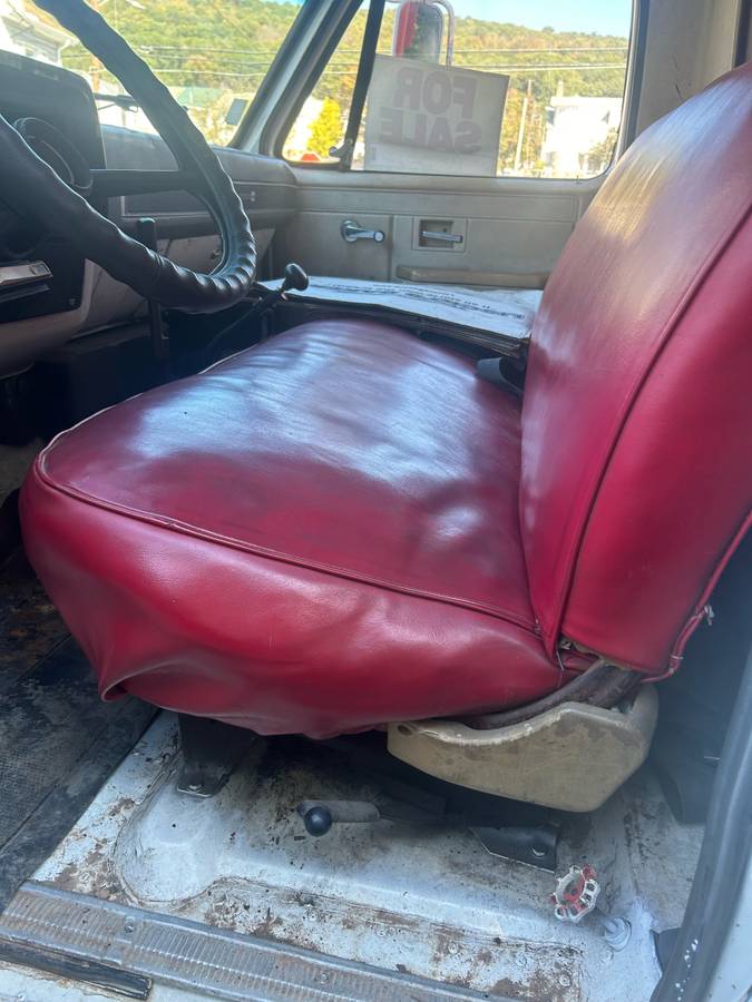 Gmc-c7-7000-medium-duty-medium-conventional-97.5-1984-white-5