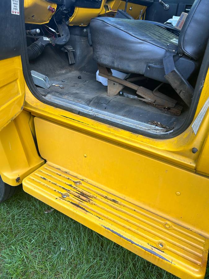 Gmc-c7000-1988-yellow-2
