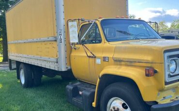 Gmc-c7000-1988-yellow-3
