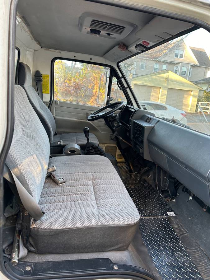 Gmc-diesel-1995-white-1