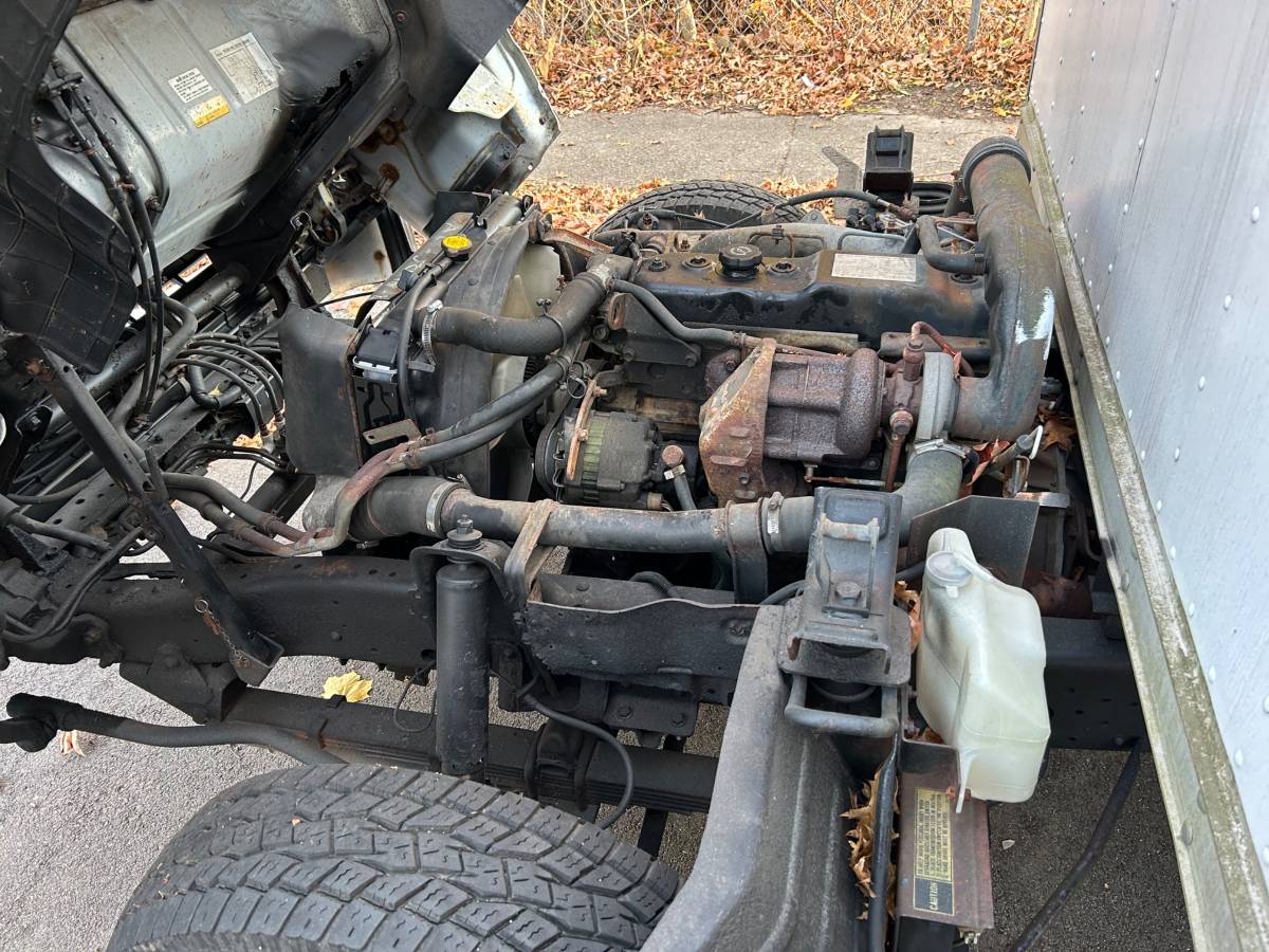 Gmc-diesel-1995-white-4