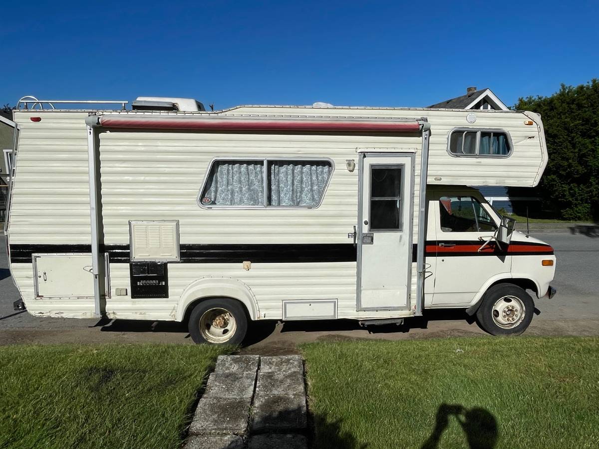 Gmc-frontier-1977-white-9