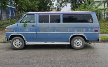 Gmc-grand-rally-wagon-1989-blue-1