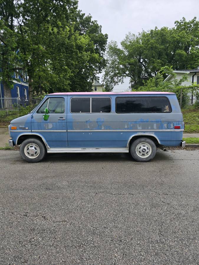 Gmc-grand-rally-wagon-1989-blue-1