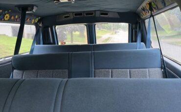Gmc-grand-rally-wagon-1989-blue-9