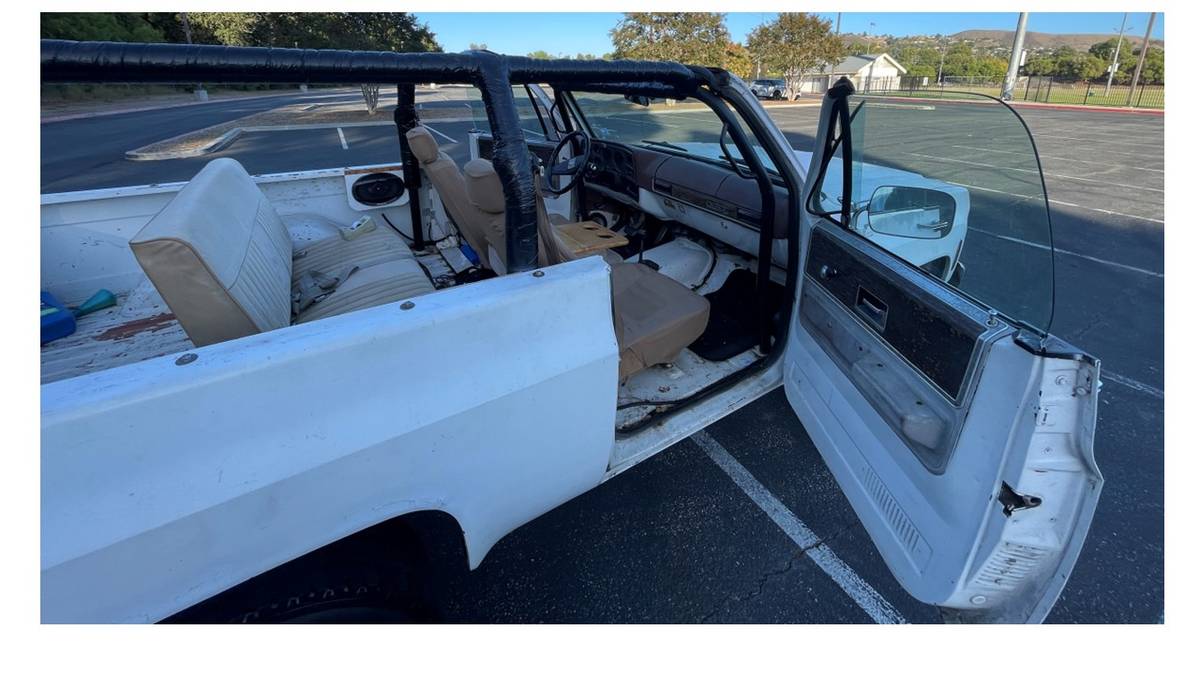 Gmc-jimmy-1975-white-1