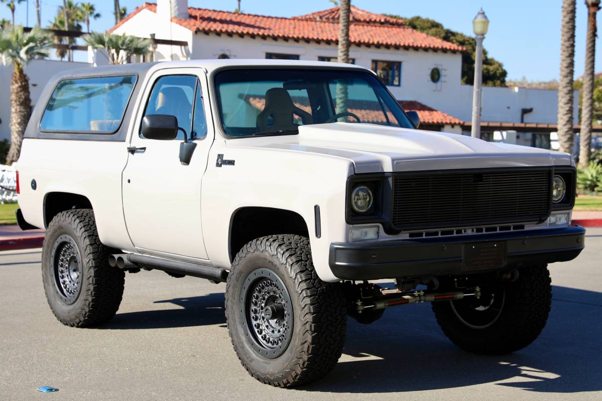 Gmc-jimmy-1976-grey-1