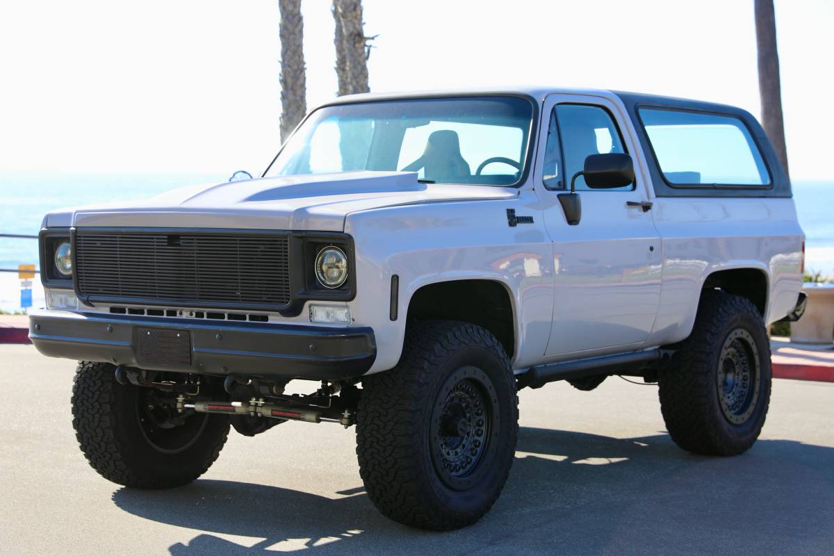 Gmc-jimmy-1976-grey-7