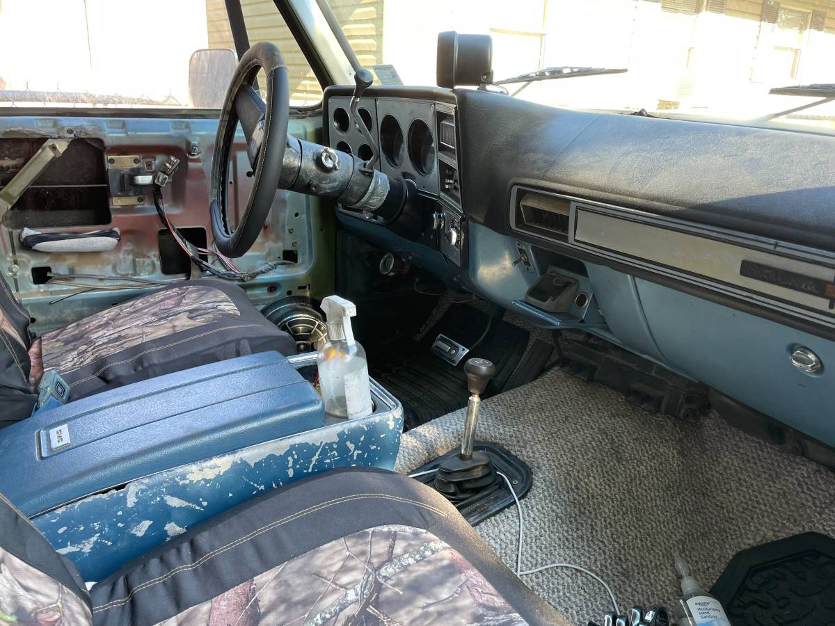 Gmc-jimmy-1980-custom-9