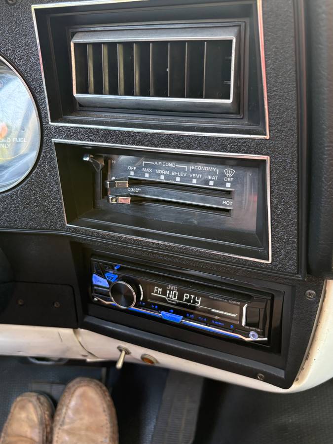 Gmc-jimmy-1989-white-9
