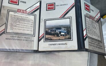 Gmc-jimmy-sierra-classic-1988-black-11