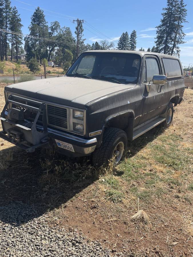 Gmc-jimmy-sierra-classic-1988-black