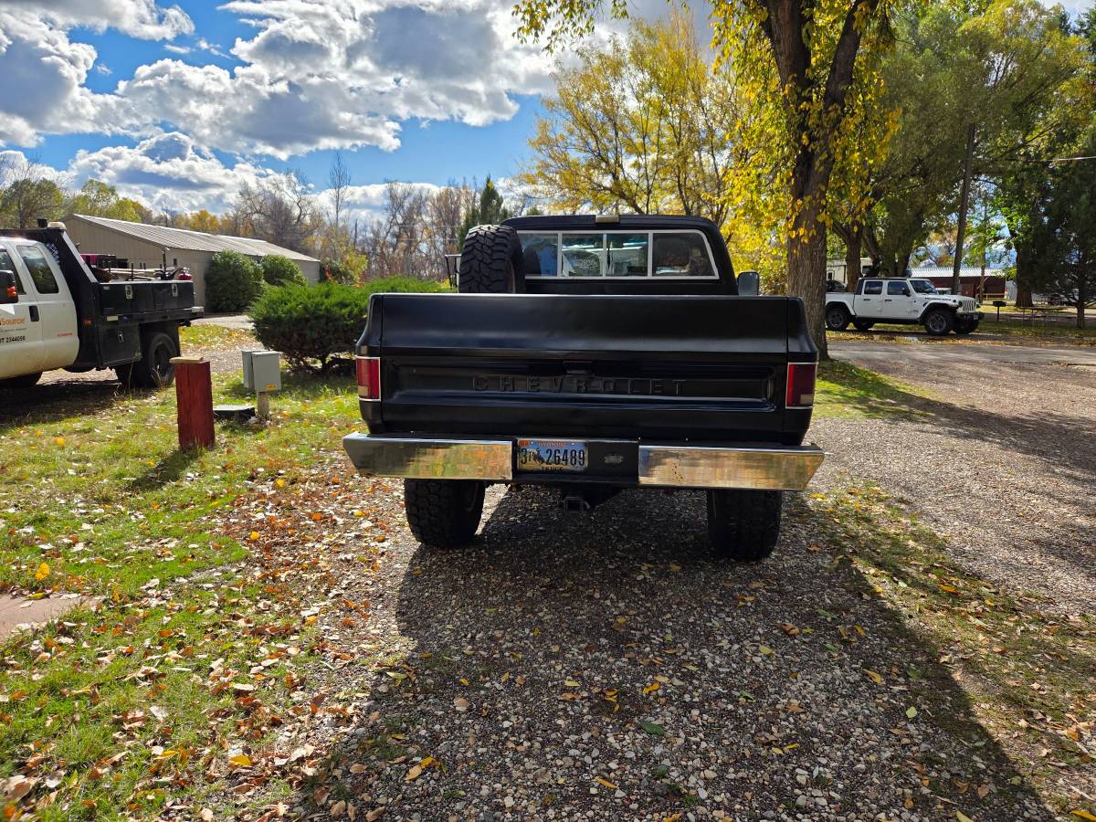 Gmc-k1500-1975-custom-8