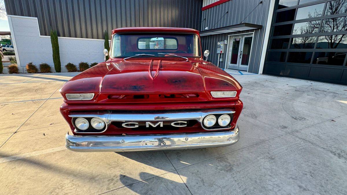Gmc-pickup-resto-mod-1964-red-13