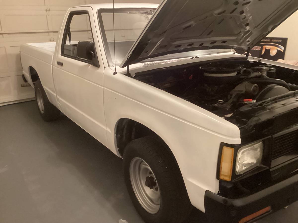 Gmc-s15-sonoma-1989-white-1