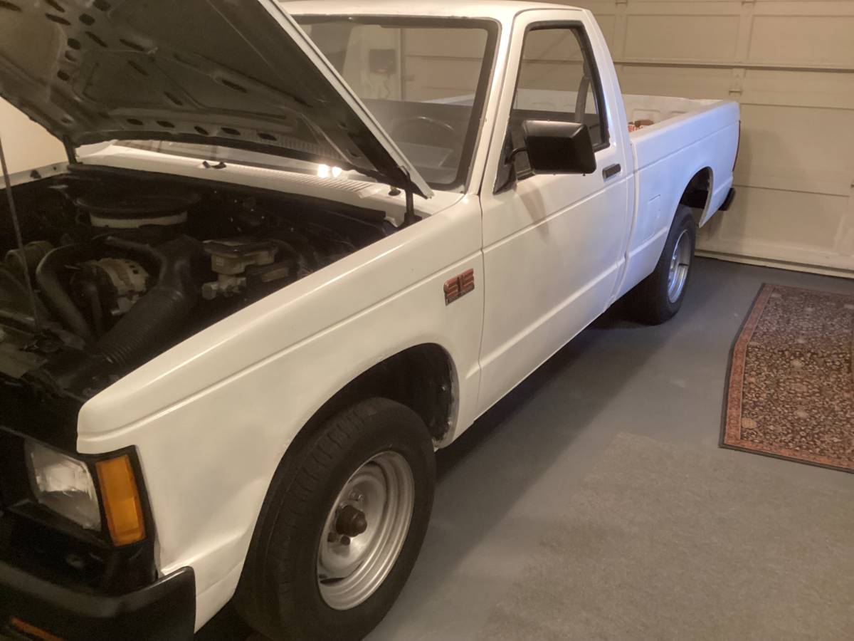 Gmc-s15-sonoma-1989-white-8
