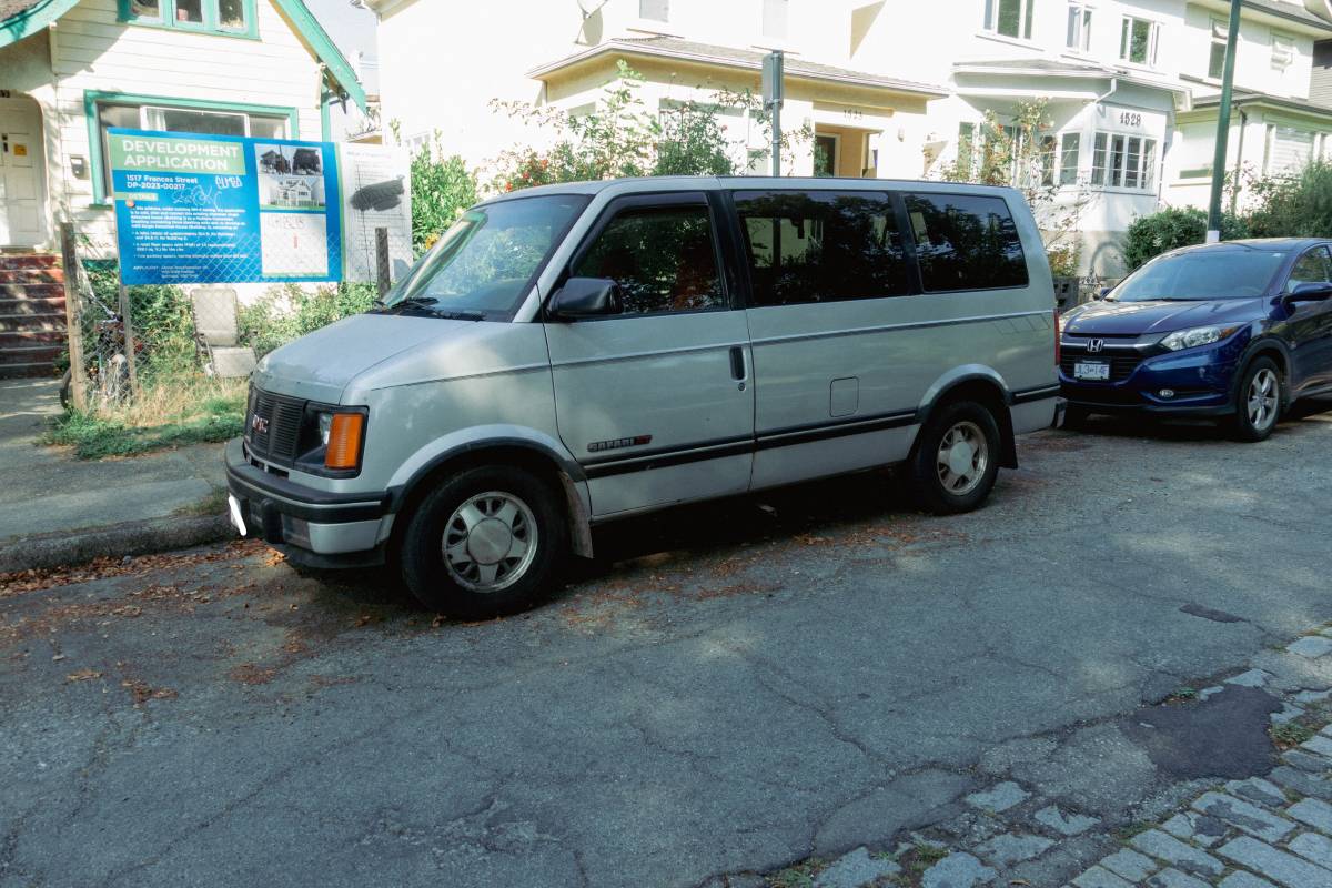 Gmc-safari-1994-2
