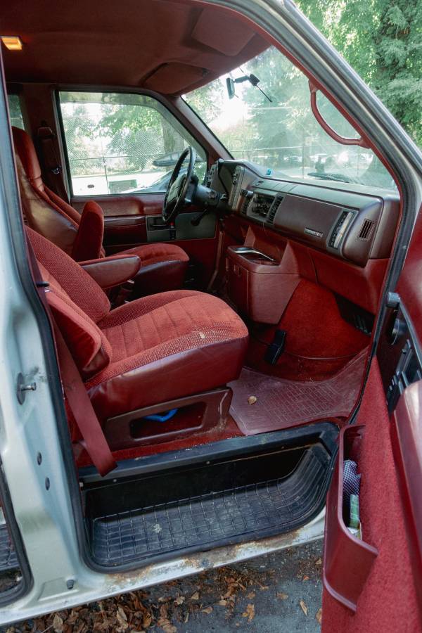 Gmc-safari-1994