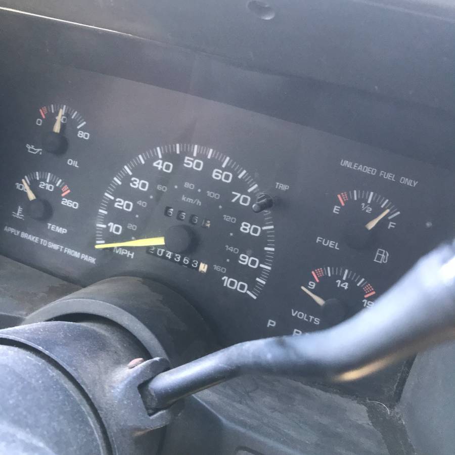 Gmc-safari-1995-white-2