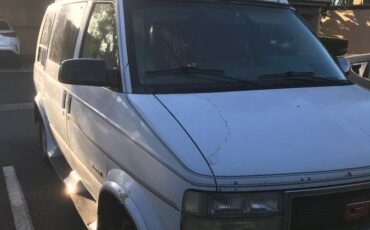 Gmc-safari-1995-white-9