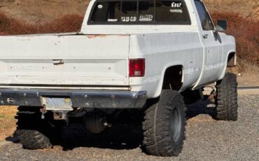 Gmc-sierra-1500-1975-white