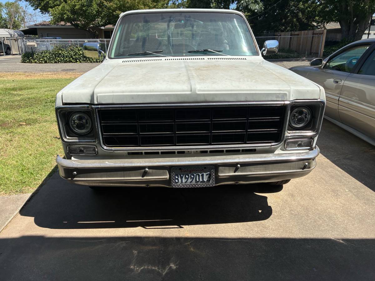 Gmc-sierra-1500-1978-white-1