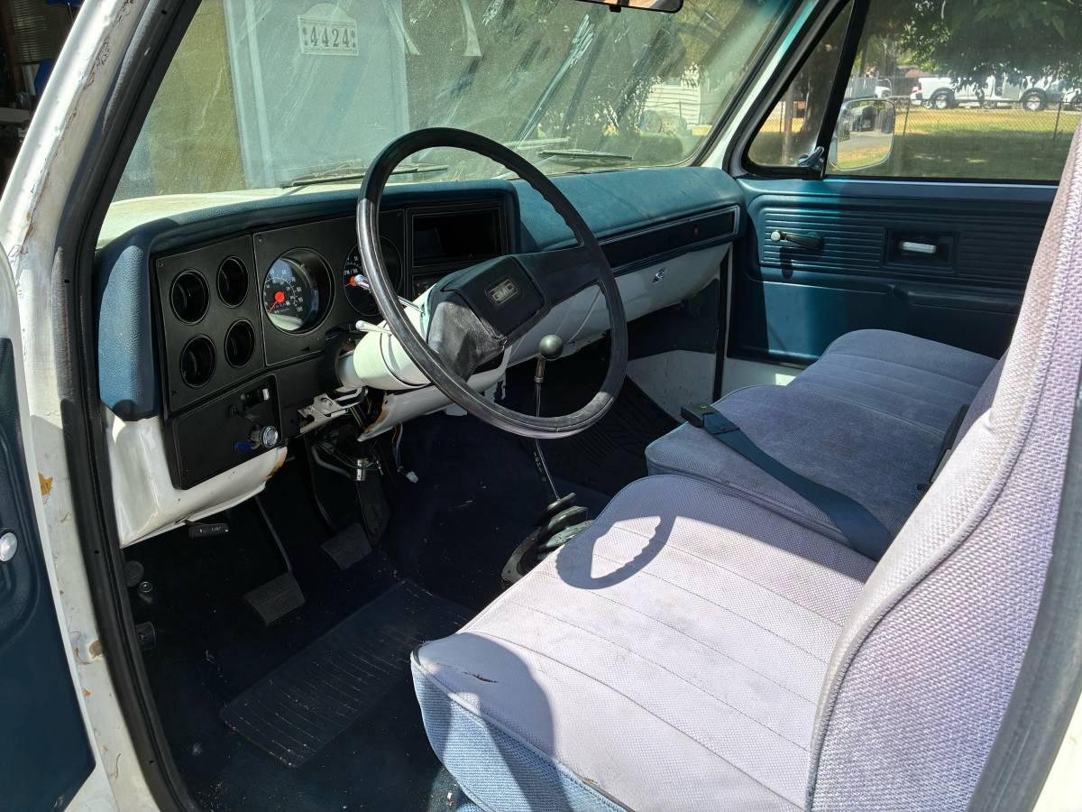 Gmc-sierra-1500-1978-white-4