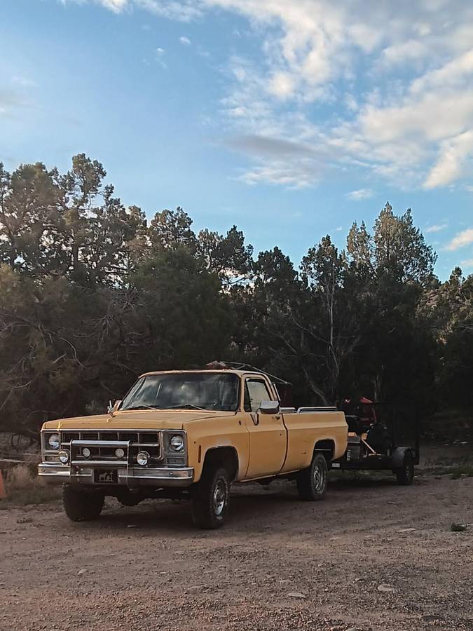 Gmc-sierra-1500-1979-yellow-1