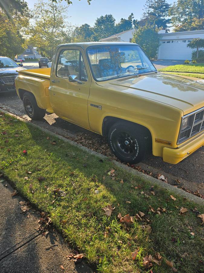 Gmc-sierra-1500-1981-yellow-3