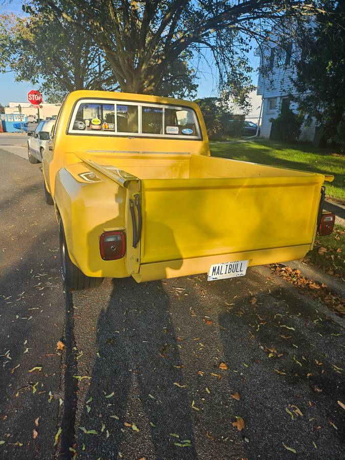Gmc-sierra-1500-1981-yellow-8
