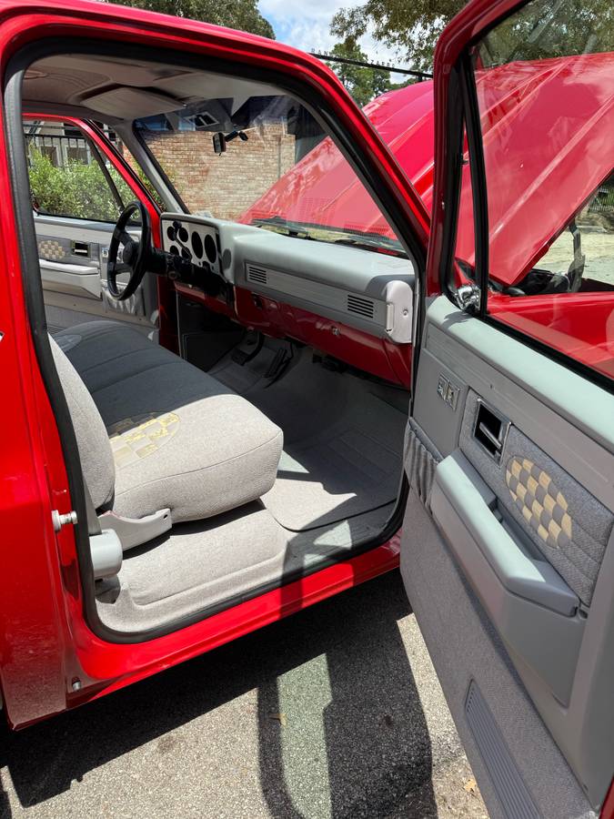 Gmc-sierra-1500-1982-red-8