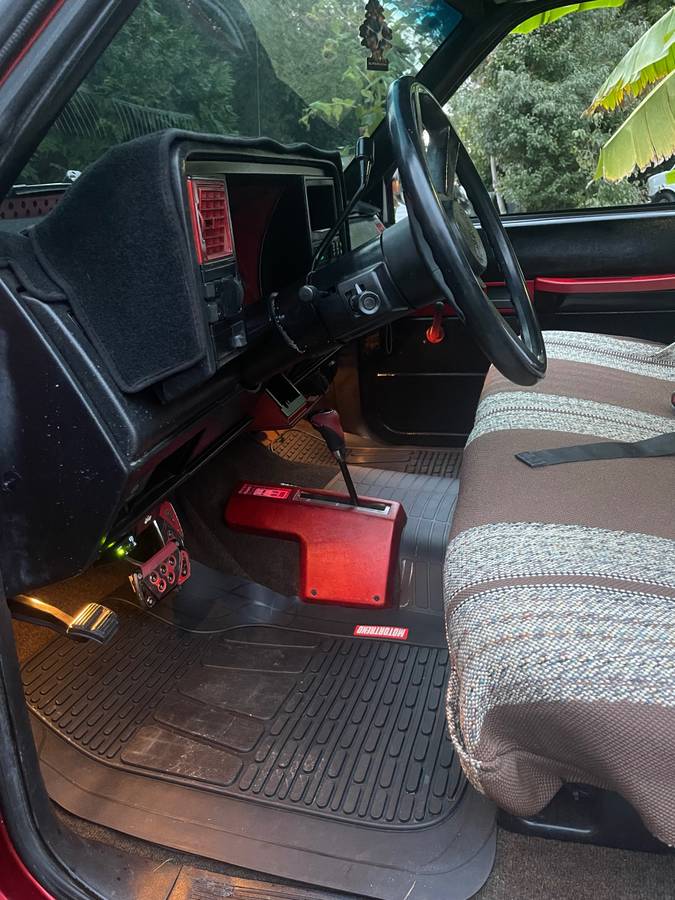 Gmc-sierra-1500-1988-red-13