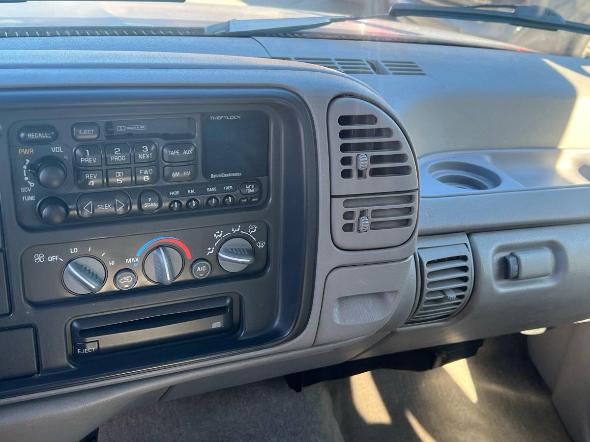 Gmc-sierra-1500-1995-blue-9