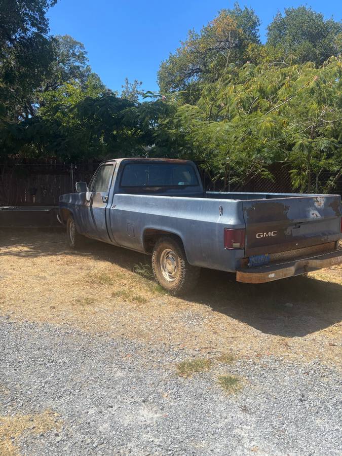 Gmc-sierra-1981-blue-6
