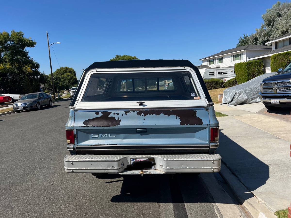 Gmc-sierra-1982-blue-3