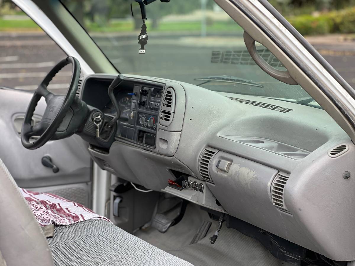 Gmc-sierra-1995-grey-10