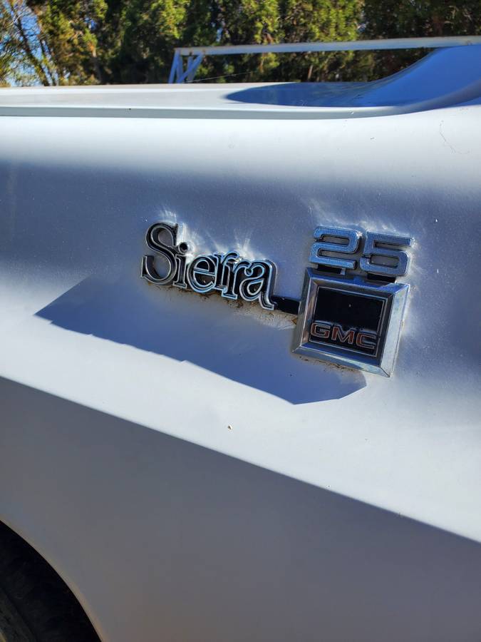 Gmc-sierra-25-1977-white-3