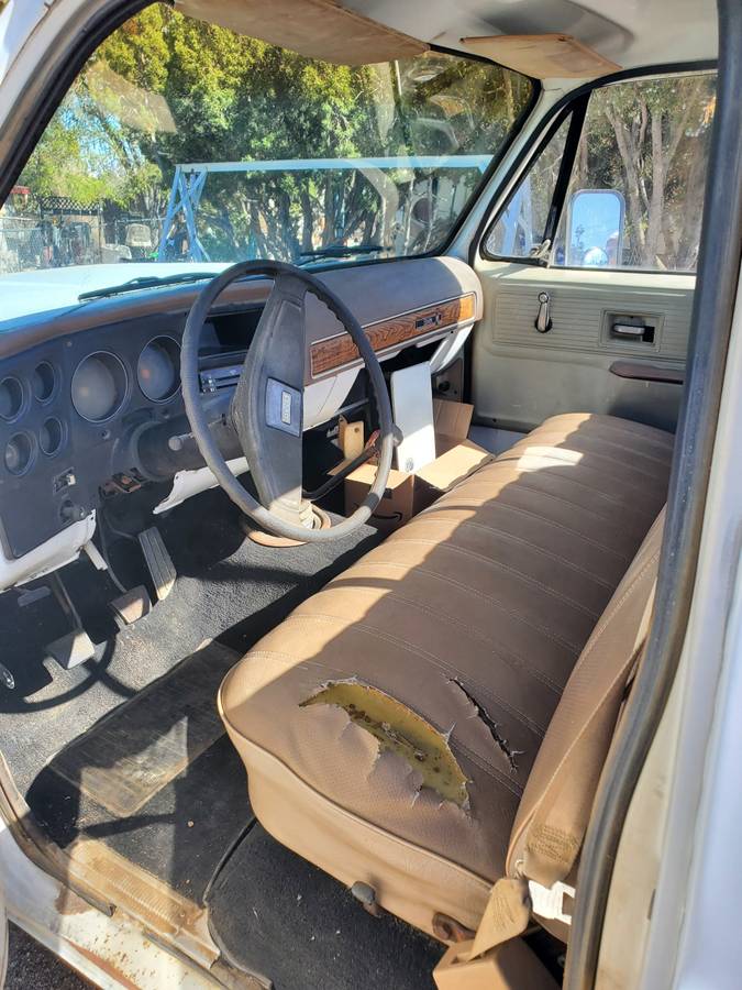 Gmc-sierra-25-1977-white-6