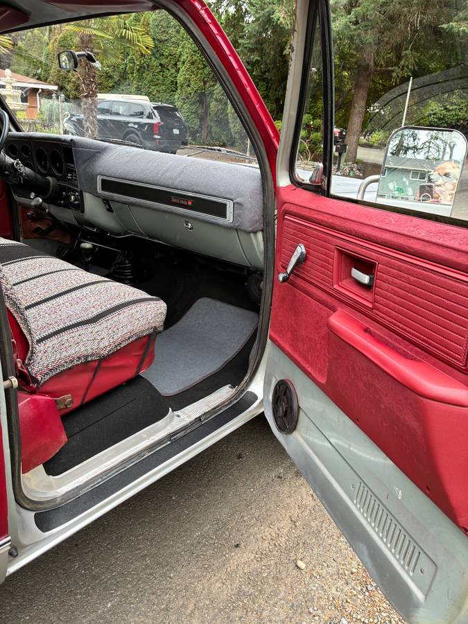 Gmc-sierra-2500-1979-silver-16