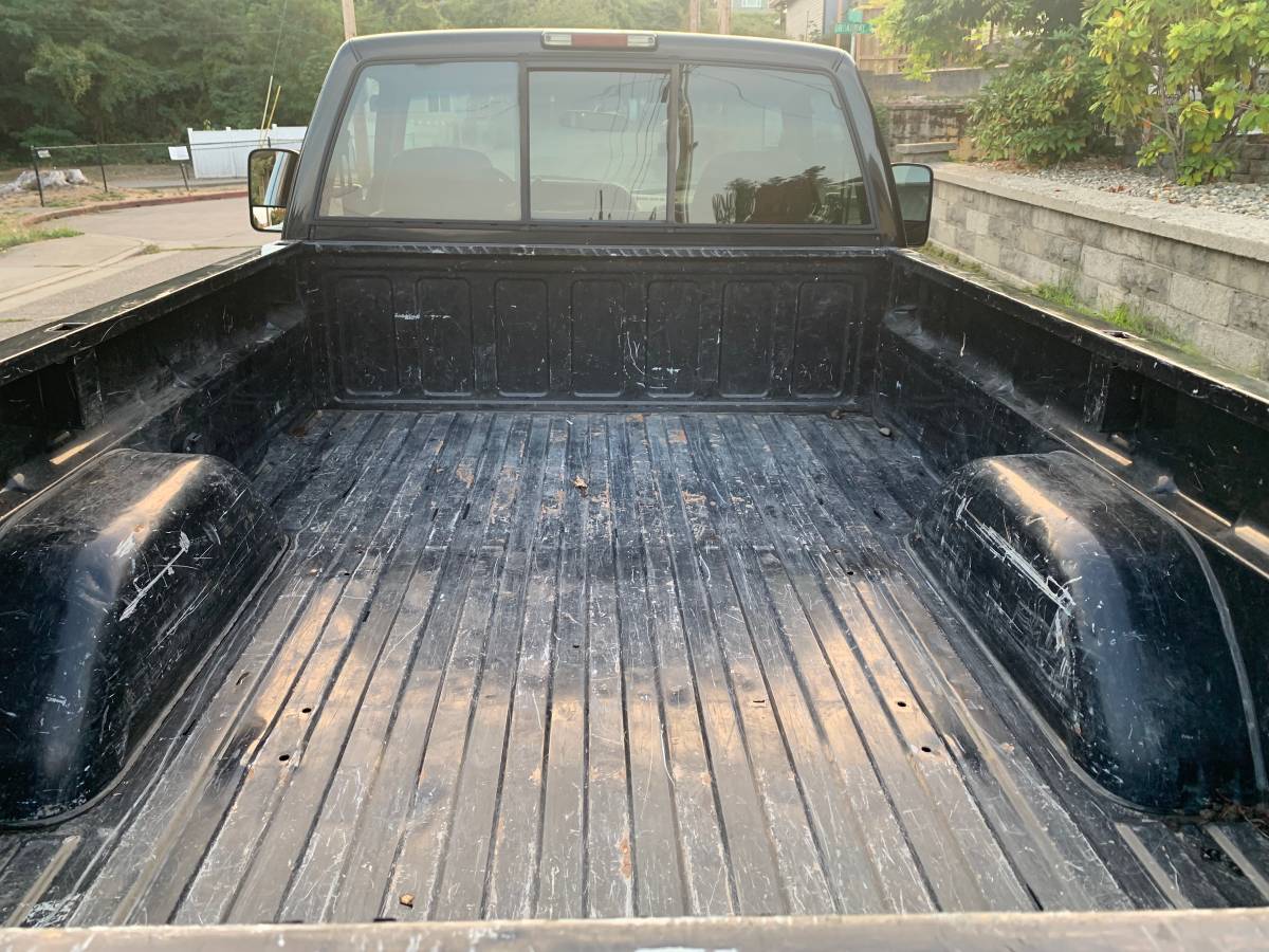 Gmc-sierra-2500-1995-black-4