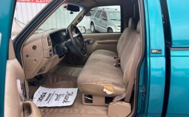 Gmc-sierra-34-ton-nominal-diesel-1995-green-1