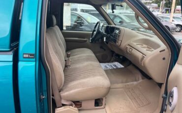 Gmc-sierra-34-ton-nominal-diesel-1995-green-2