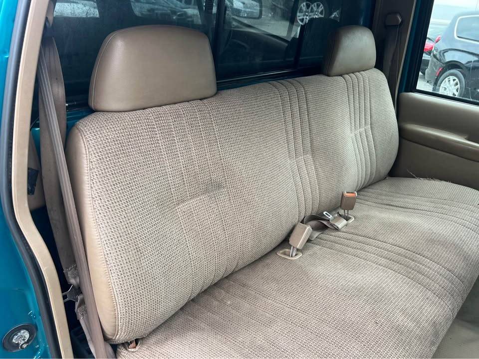 Gmc-sierra-34-ton-nominal-diesel-1995-green-3