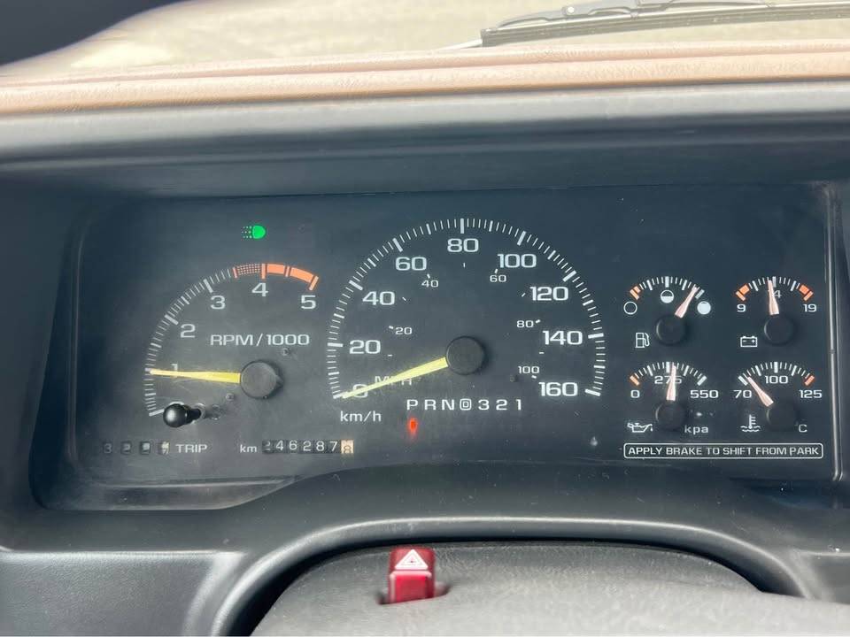 Gmc-sierra-34-ton-nominal-diesel-1995-green-6