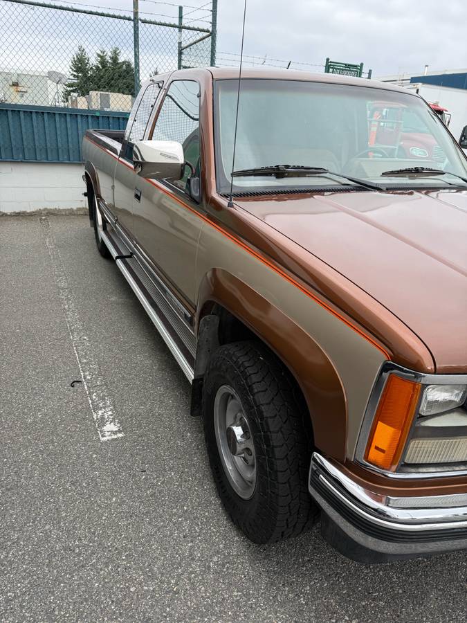 Gmc-sierra-3500-1989-brown-4