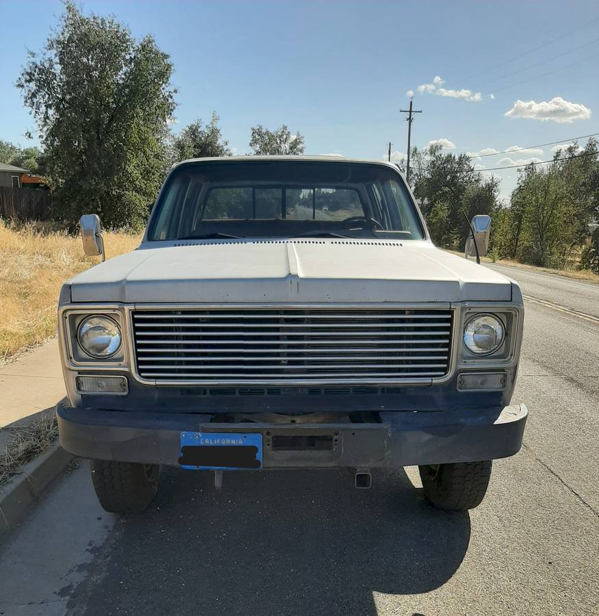 Gmc-sierra-3500-classic-1977-silver-1