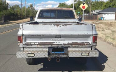 Gmc-sierra-3500-classic-1977-silver-3